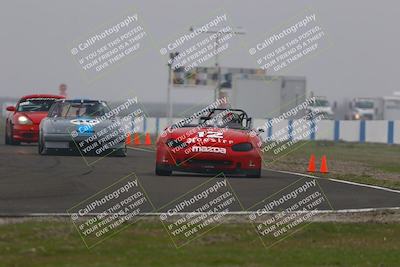 media/Jan-18-2026-CalClub SCCA (Sun) [[8bc6468723]]/Group 3 Race/Turn 1/